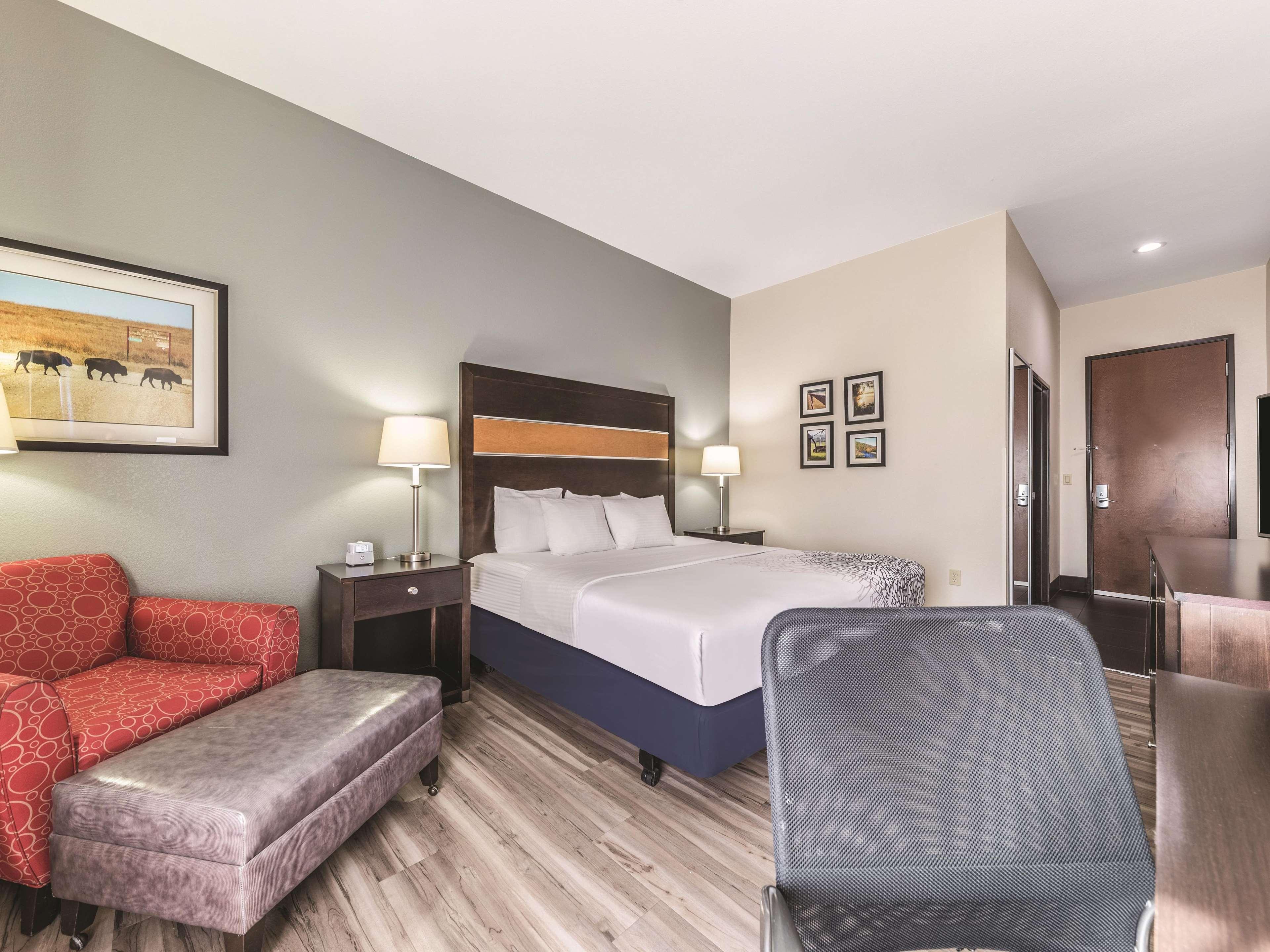 Отель La Quinta By Wyndham Tulsa - Catoosa Экстерьер фото