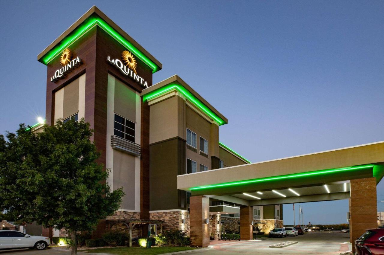 Отель La Quinta By Wyndham Tulsa - Catoosa Экстерьер фото