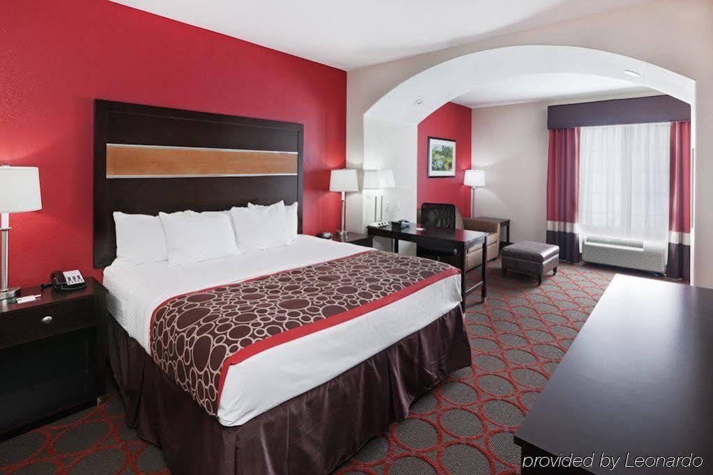 Отель La Quinta By Wyndham Tulsa - Catoosa Экстерьер фото
